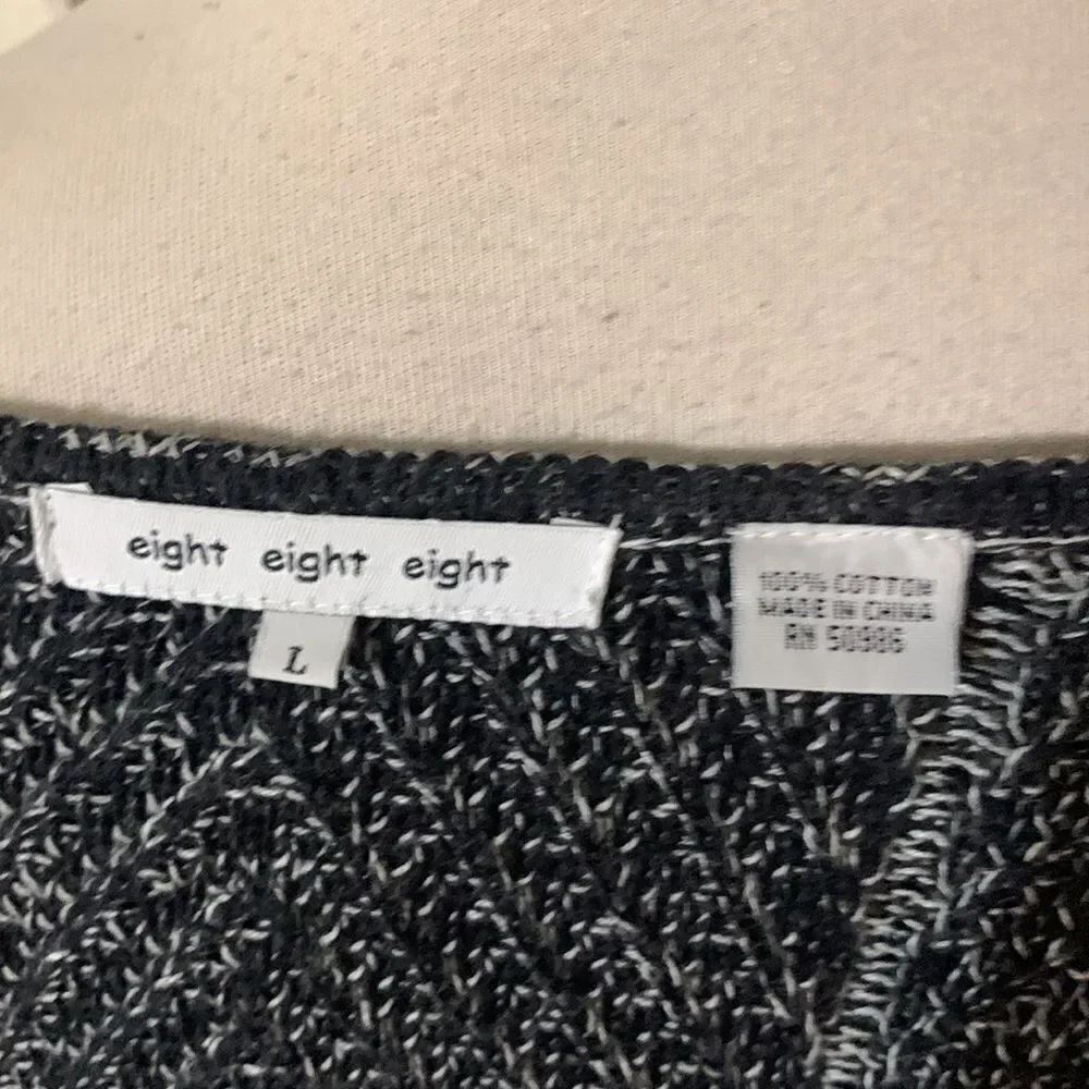 3for$20 Cardigan large - Picture 3 of 4